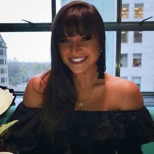 Meet your Posher, Alexandra